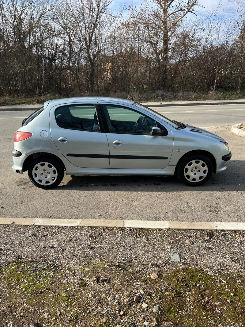 Peugeot 206 1.4, снимка 5 - Автомобили и джипове - 48424518