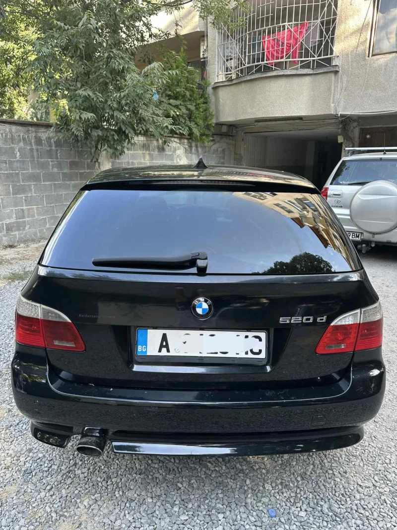 BMW 520, снимка 5 - Автомобили и джипове - 51250994