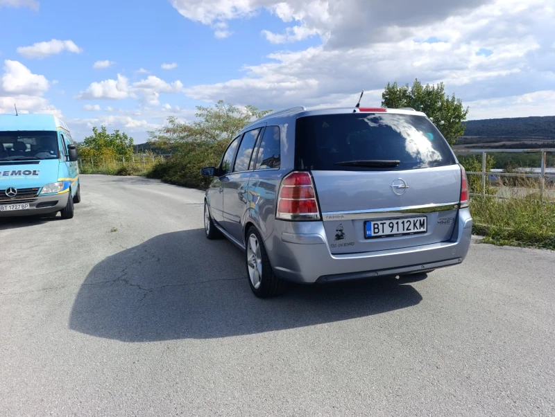 Opel Zafira, снимка 12 - Автомобили и джипове - 52328756
