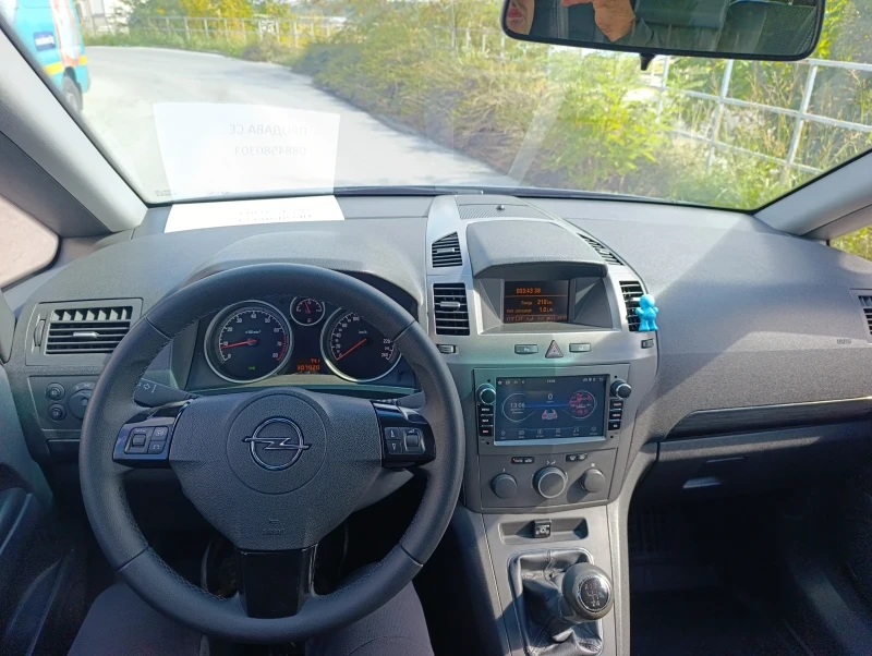 Opel Zafira, снимка 7 - Автомобили и джипове - 52328756