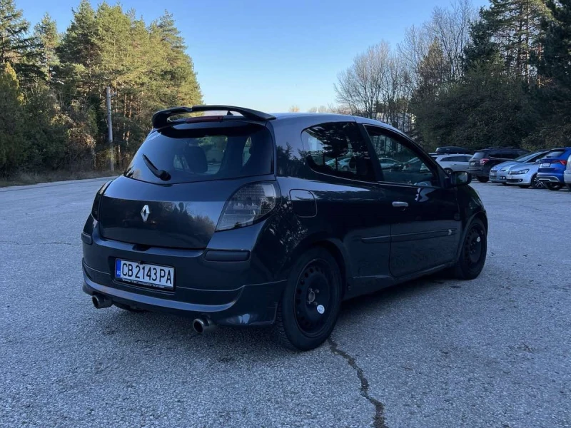 Renault Clio MkIII 1.6, снимка 3 - Автомобили и джипове - 52473463