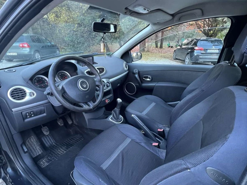 Renault Clio MkIII 1.6, снимка 6 - Автомобили и джипове - 52473463