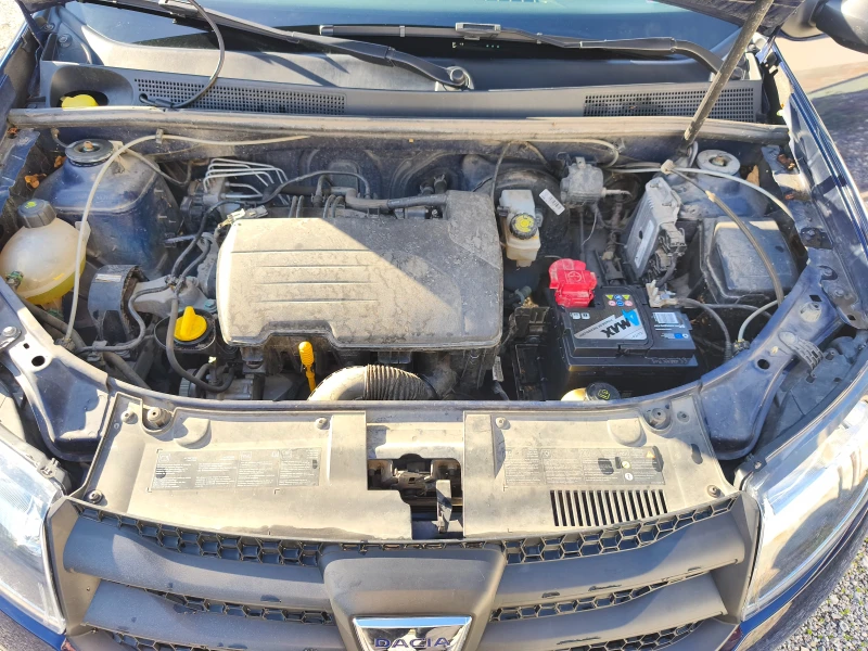 Dacia Logan, снимка 9 - Автомобили и джипове - 52725608