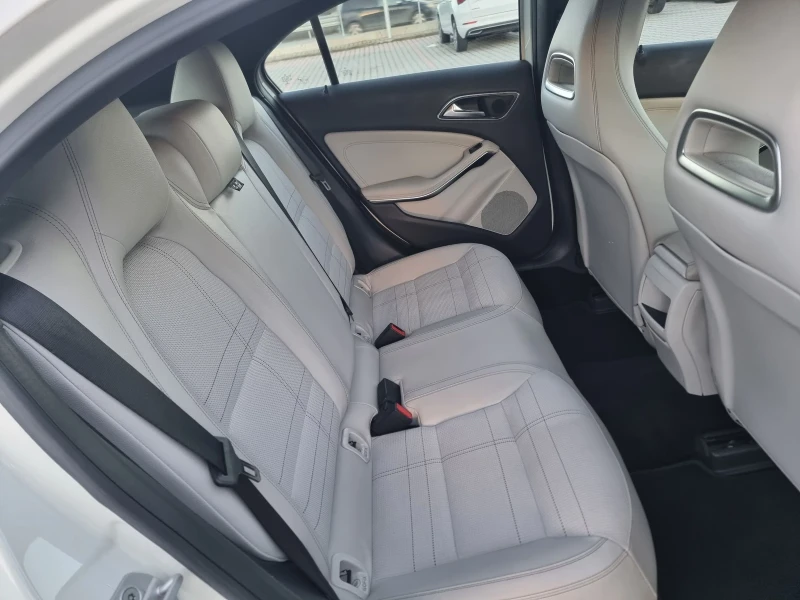 Mercedes-Benz A 180 1.8 CDI , снимка 12 - Автомобили и джипове - 53165923