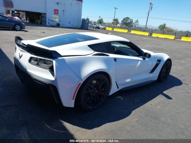 Chevrolet Corvette Z06 6.2L, снимка 4 - Автомобили и джипове - 47855348