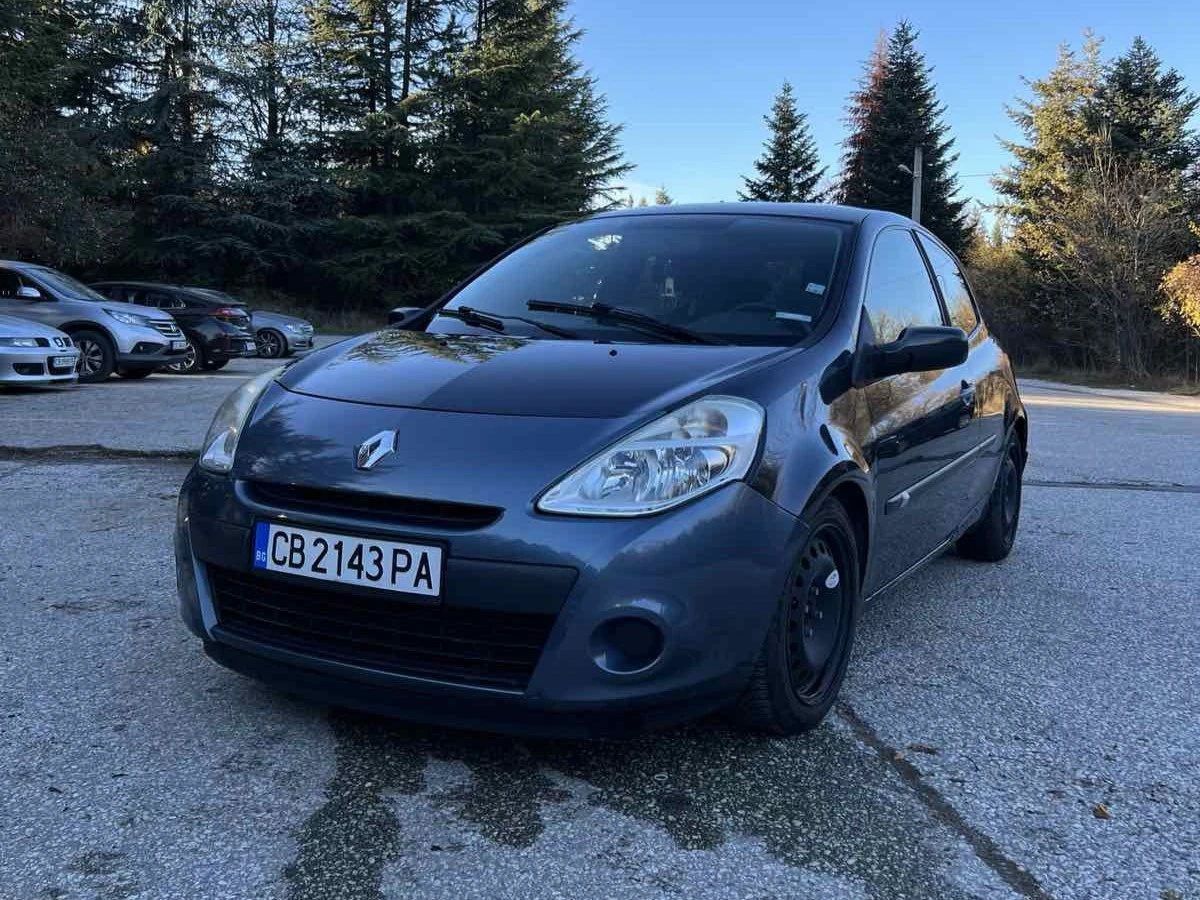 Renault Clio MkIII 1.6, снимка 1