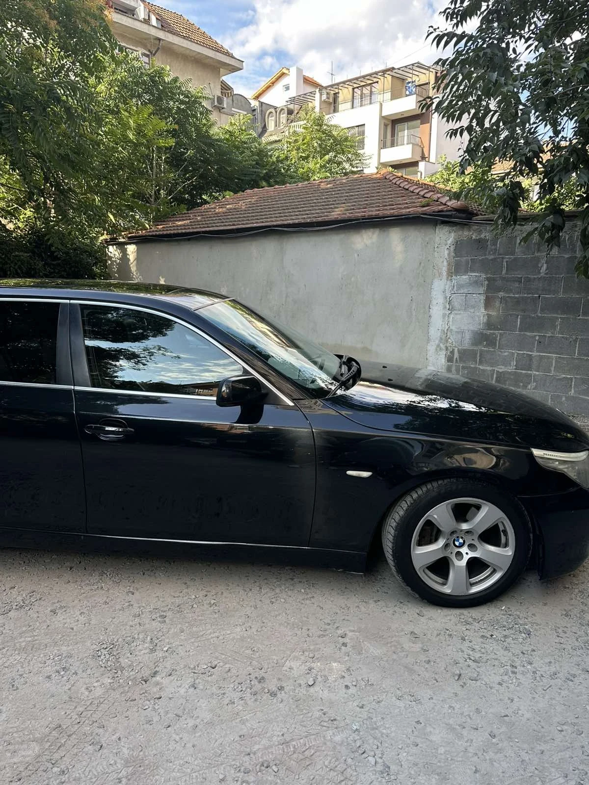 BMW 520  - изображение 6