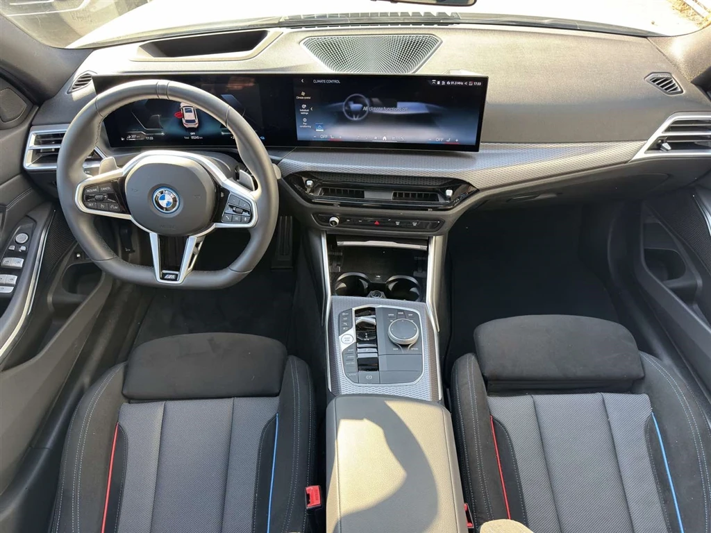 BMW 330 xDrive Туринг - изображение 7