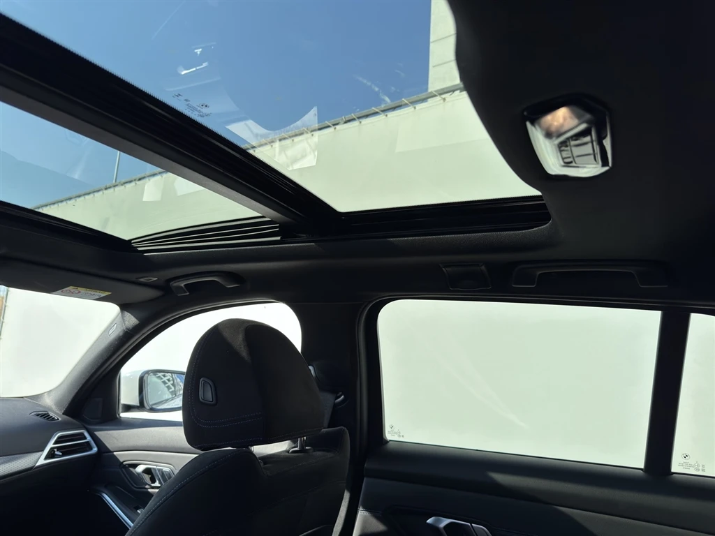 BMW 330 xDrive  | Mobile.bg   11