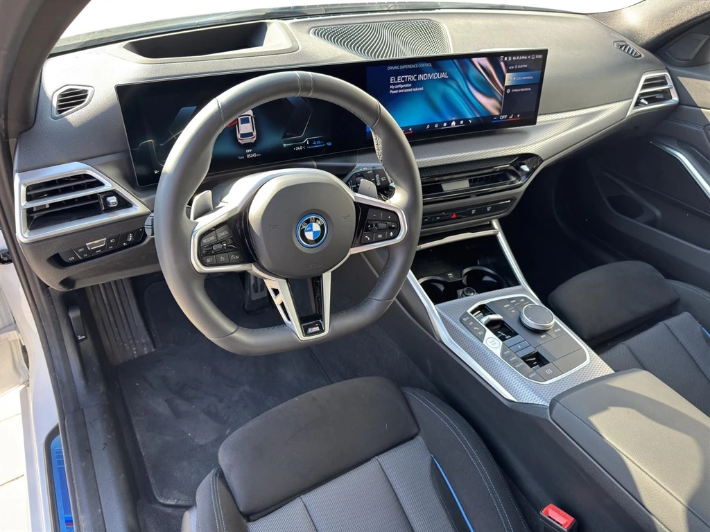 BMW 330 xDrive Туринг - изображение 6