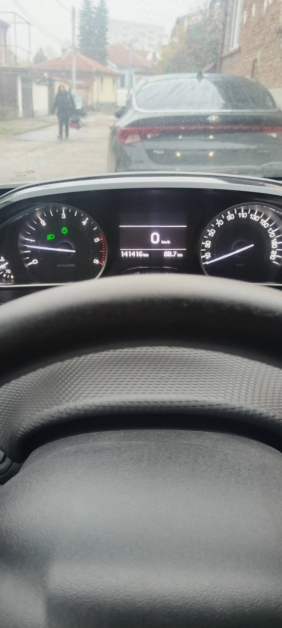 Peugeot 208 1.6BLUE HDI, LED | Mobile.bg   8