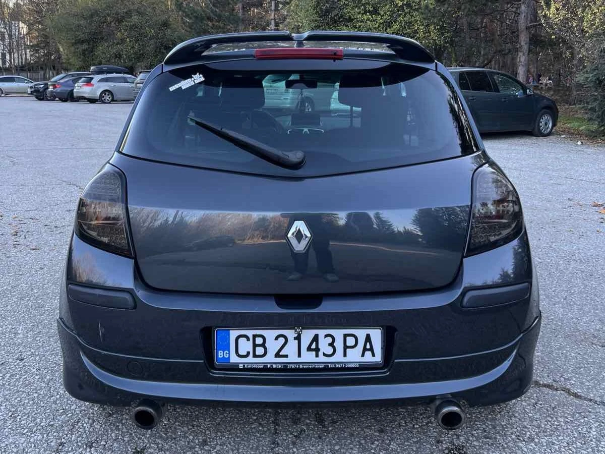 Renault Clio MkIII 1.6 - изображение 4