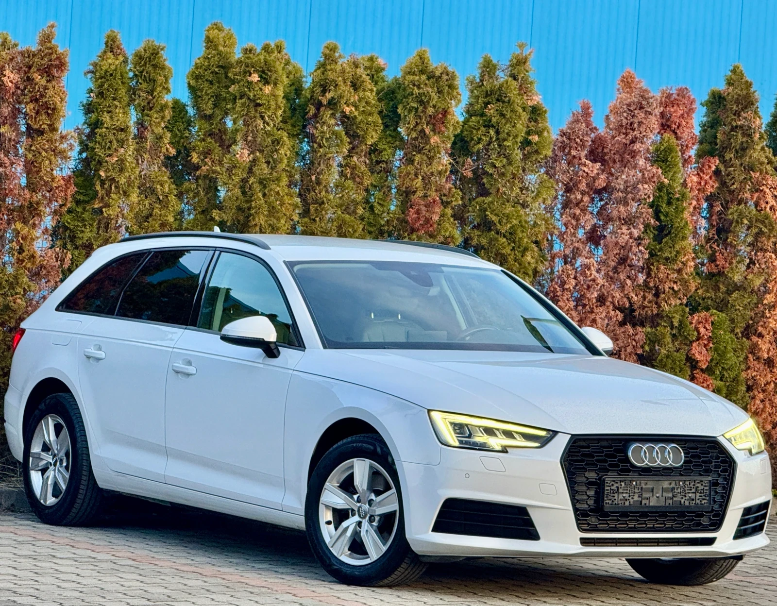 Audi A4 2.0T-170КС-G-tron-MATRIX-НАВИ-ОТЛИЧНА-КАТО-НОВА - изображение 5