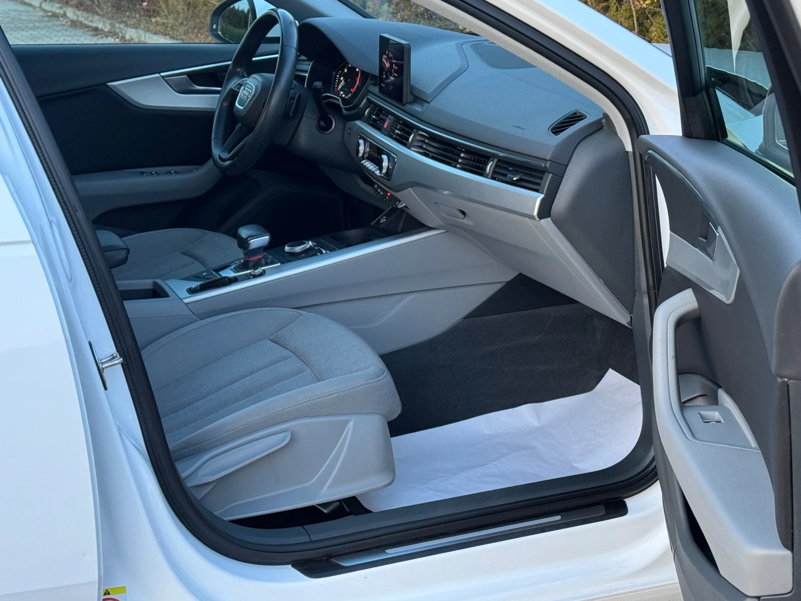 Audi A4 2.0T-170��-G-tron-MATRIX-����-�������-����-���� | Mobile.bg � ����������� 14