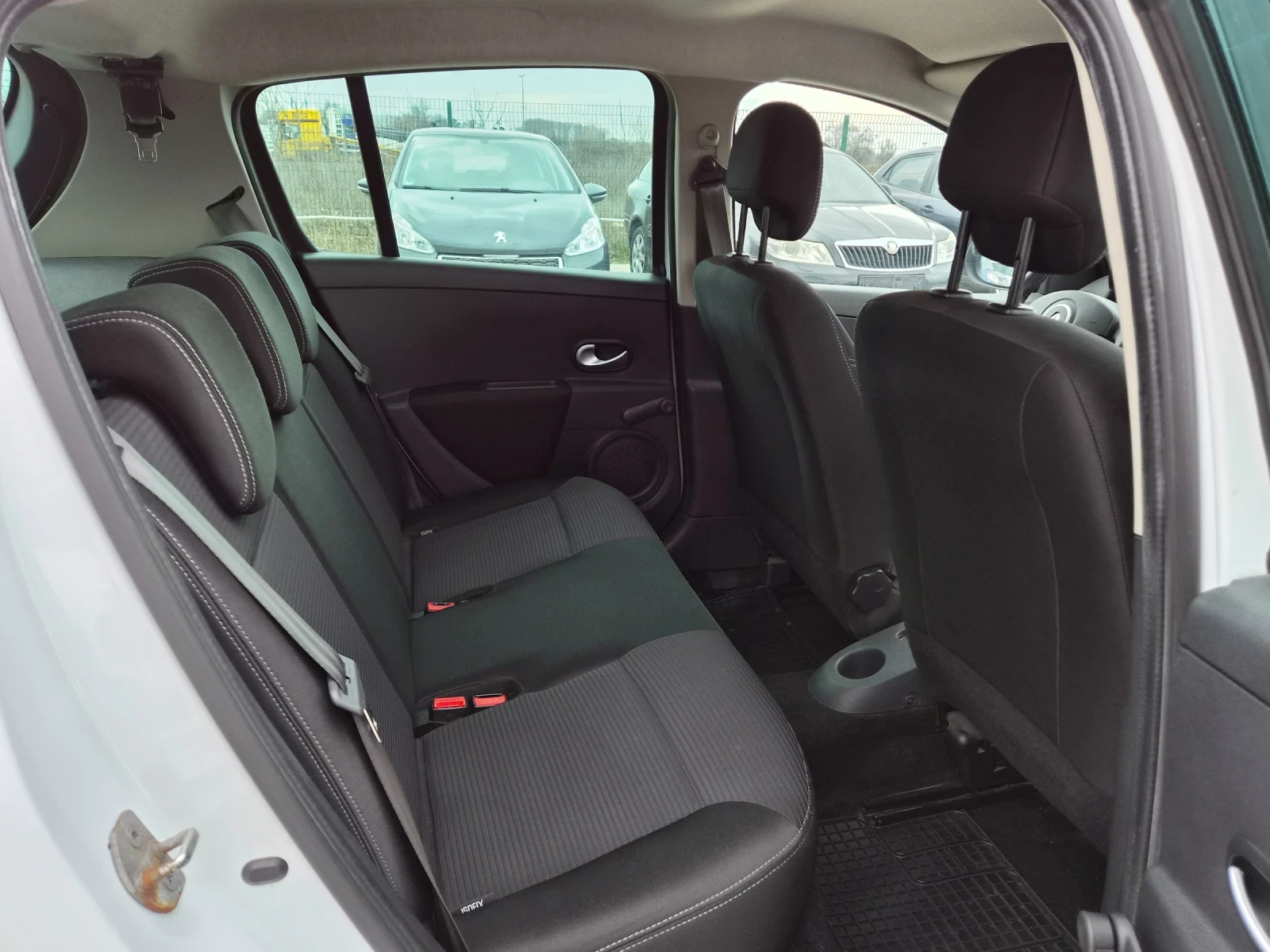 Renault Clio 1.5DCI 75�� EURO 5 | Mobile.bg � ����������� 15