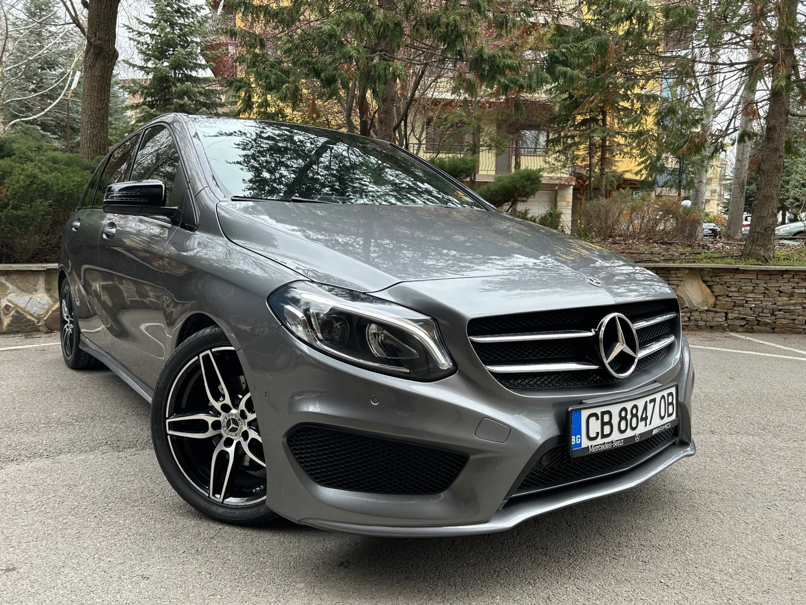 Mercedes-Benz A 200 B 200D AMG 4-Matic, 129 800км!Пълна серв. история!