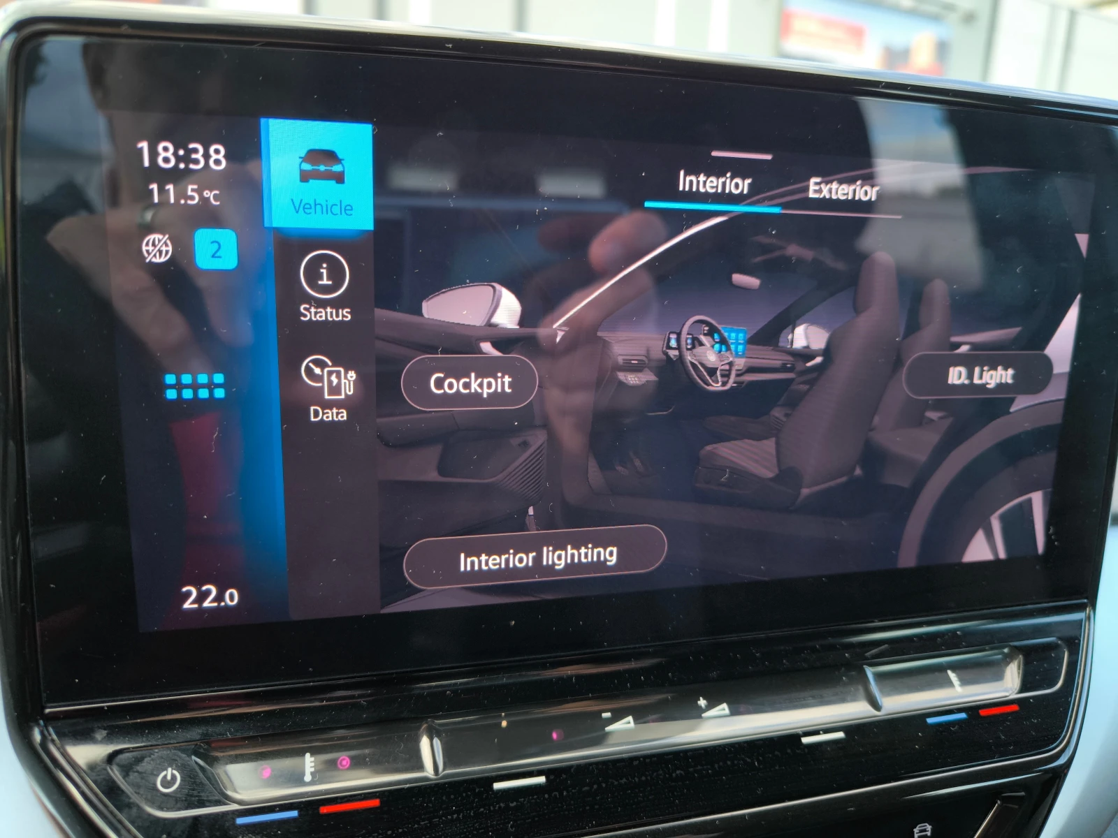 VW ID.4 PRO, снимка 13 - Автомобили и джипове - 54543353