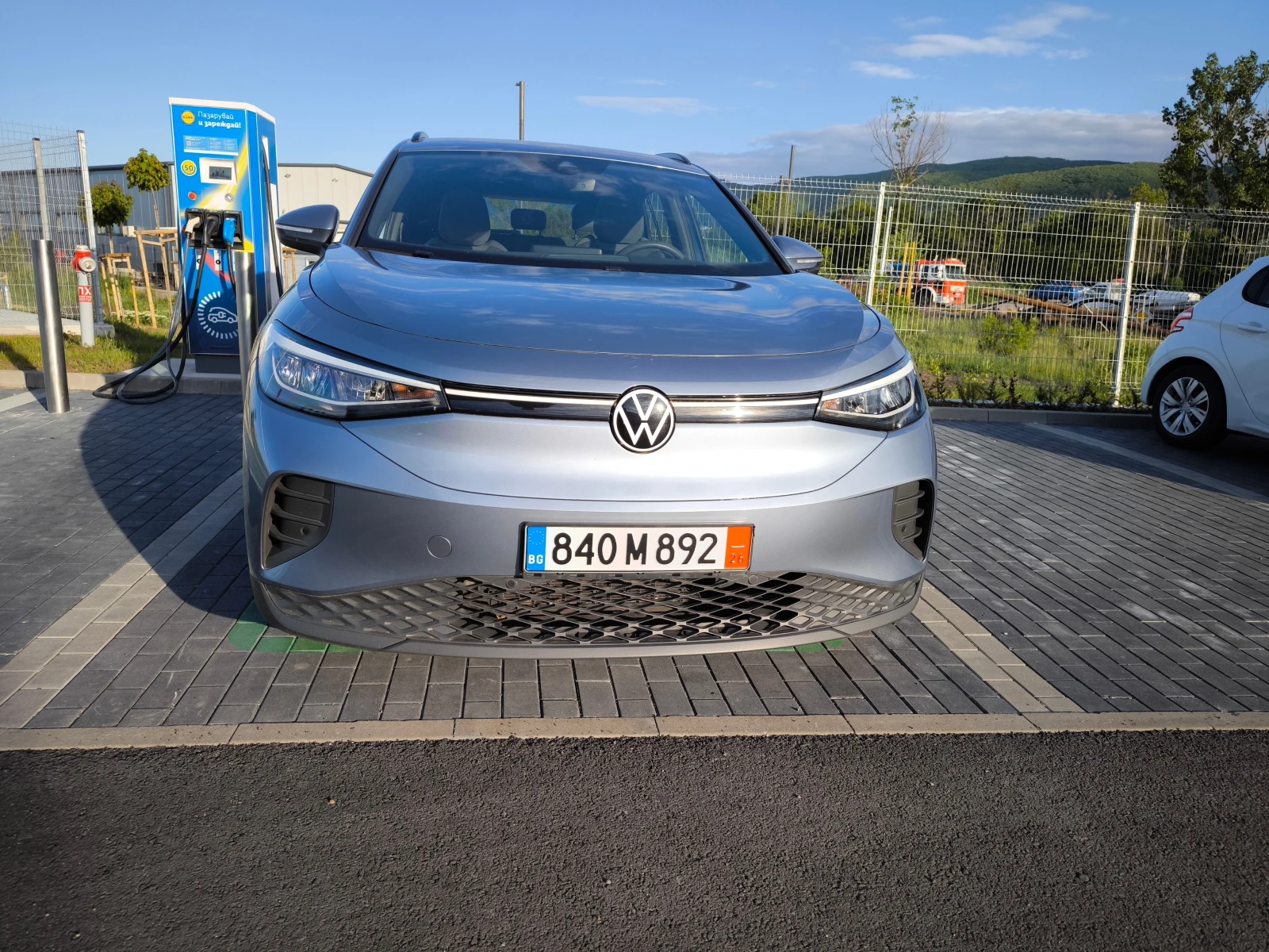VW ID.4 PRO, снимка 3 - Автомобили и джипове - 54543353