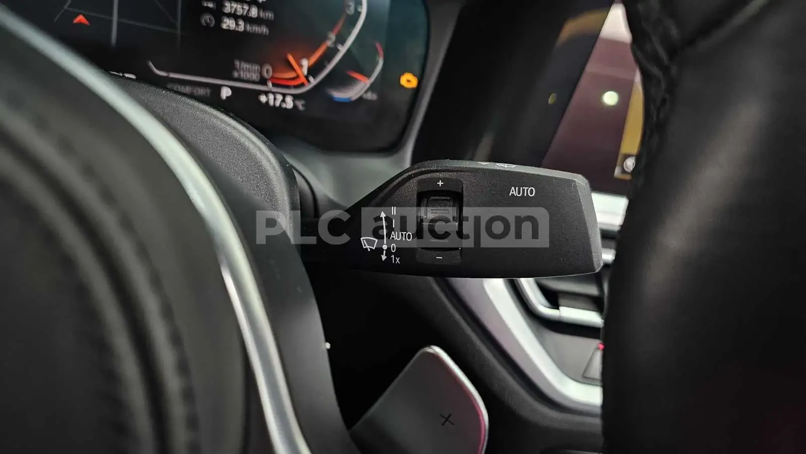 BMW 330 * АВТОКРЕДИТ БЕЗ ПЪРВОНАЧАЛНА ВНОСКА* , снимка 13 - Автомобили и джипове - 54651541