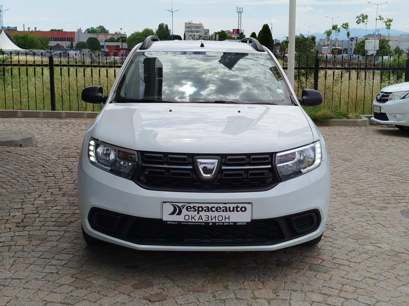 Dacia Logan MCV dCI 75 к.с., снимка 2 - Автомобили и джипове - 54747628