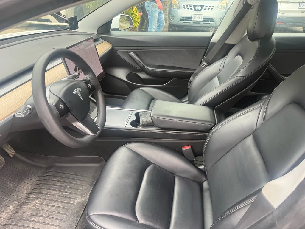 Tesla Model 3, снимка 8 - Автомобили и джипове - 55120866