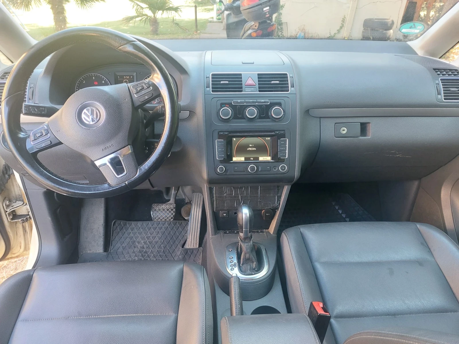 VW Touran 2.0 110, снимка 8 - Автомобили и джипове - 55629071