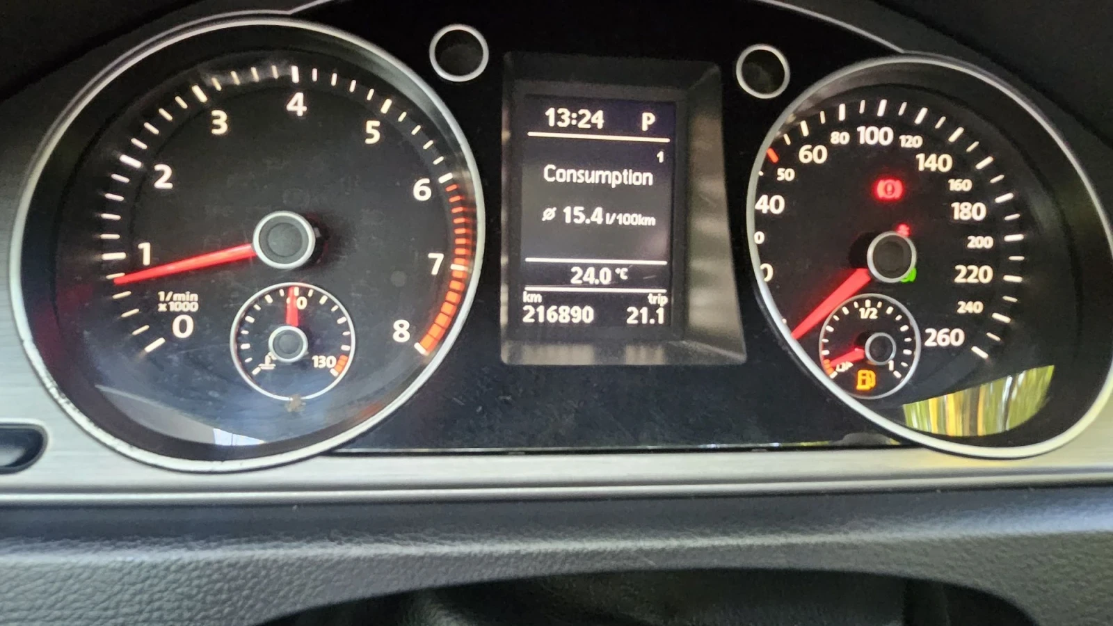 VW Passat, снимка 8 - Автомобили и джипове - 56458332