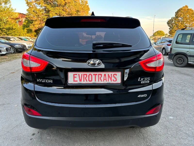 Hyundai IX35 2.0 crdi 4x4 Автоматик / Keyless-Go / Кожа /, снимка 7 - Автомобили и джипове - 47389563