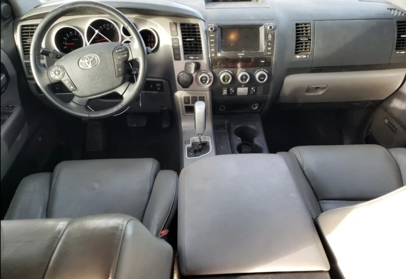 Toyota Sequoia Limited, снимка 8 - Автомобили и джипове - 49372737