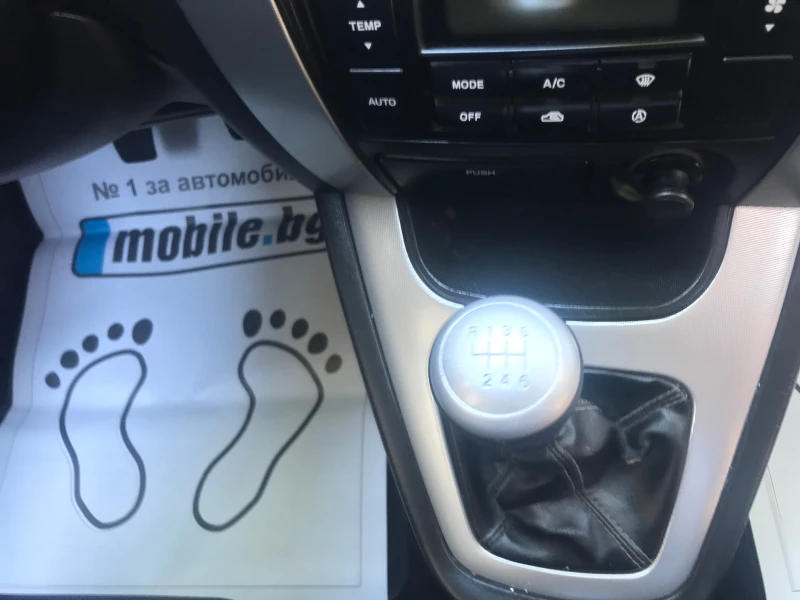 Hyundai Tucson 2.0 ЧИСТО НОВ 4?4, снимка 16 - Автомобили и джипове - 50973588