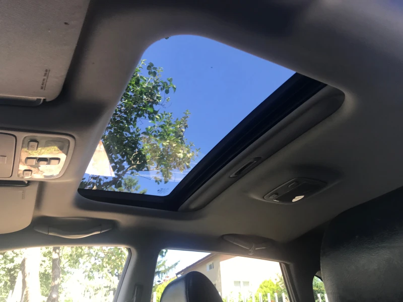 Hyundai Tucson 2.0 ЧИСТО НОВ 4?4, снимка 11 - Автомобили и джипове - 50973588