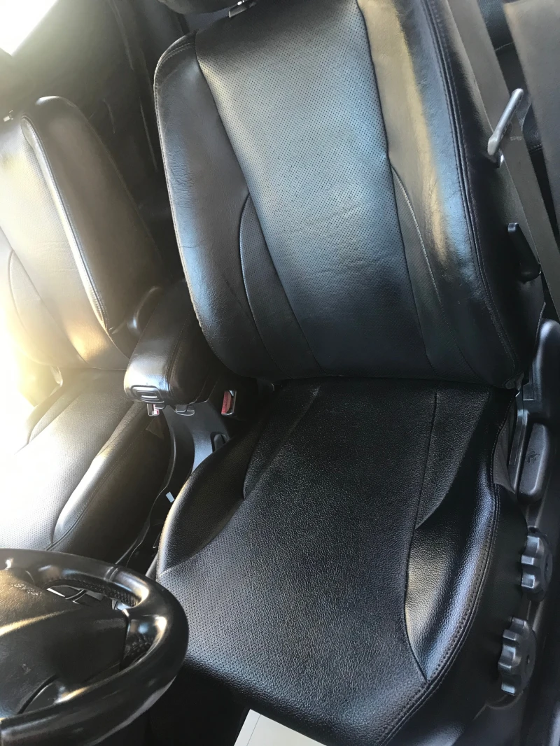 Hyundai Tucson 2.0 ЧИСТО НОВ 4?4, снимка 7 - Автомобили и джипове - 50973588