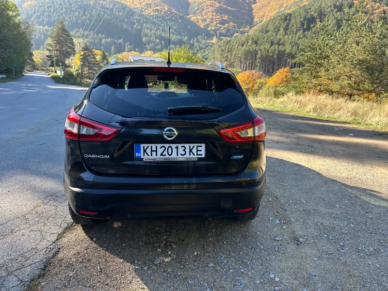 Nissan Qashqai, снимка 5 - Автомобили и джипове - 52484615