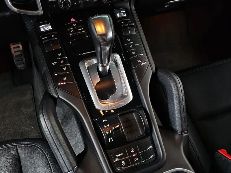 Porsche Cayenne 3.6 958, снимка 9 - Автомобили и джипове - 55740452