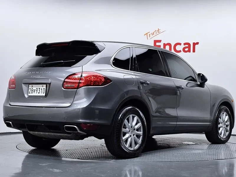 Porsche Cayenne 3.6 958, снимка 2 - Автомобили и джипове - 55740452