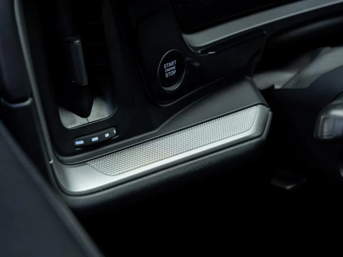Porsche Cayenne E-HYBRID* BOSE* 360*  PANO* , снимка 10 - Автомобили и джипове - 56079147