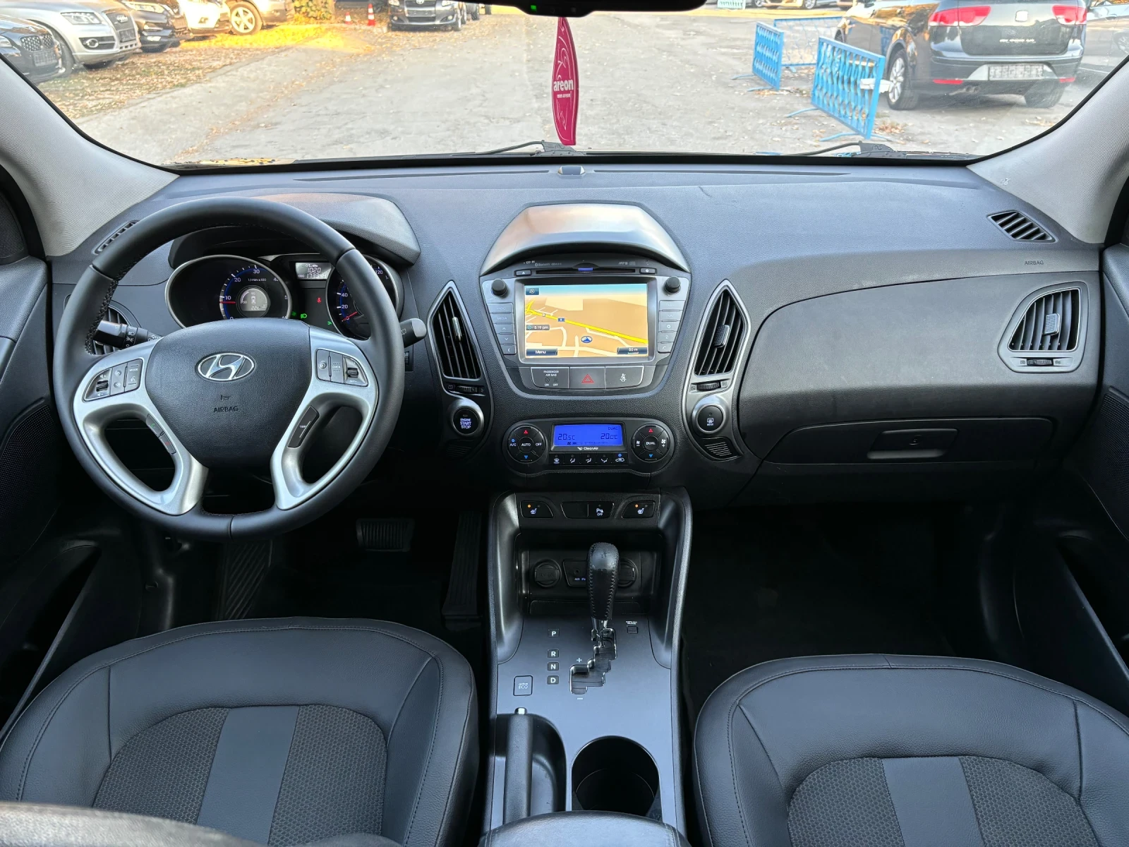 Hyundai IX35 2.0 crdi Face /4x4 Автоматик / Keyless-Go / Кожа / - изображение 10