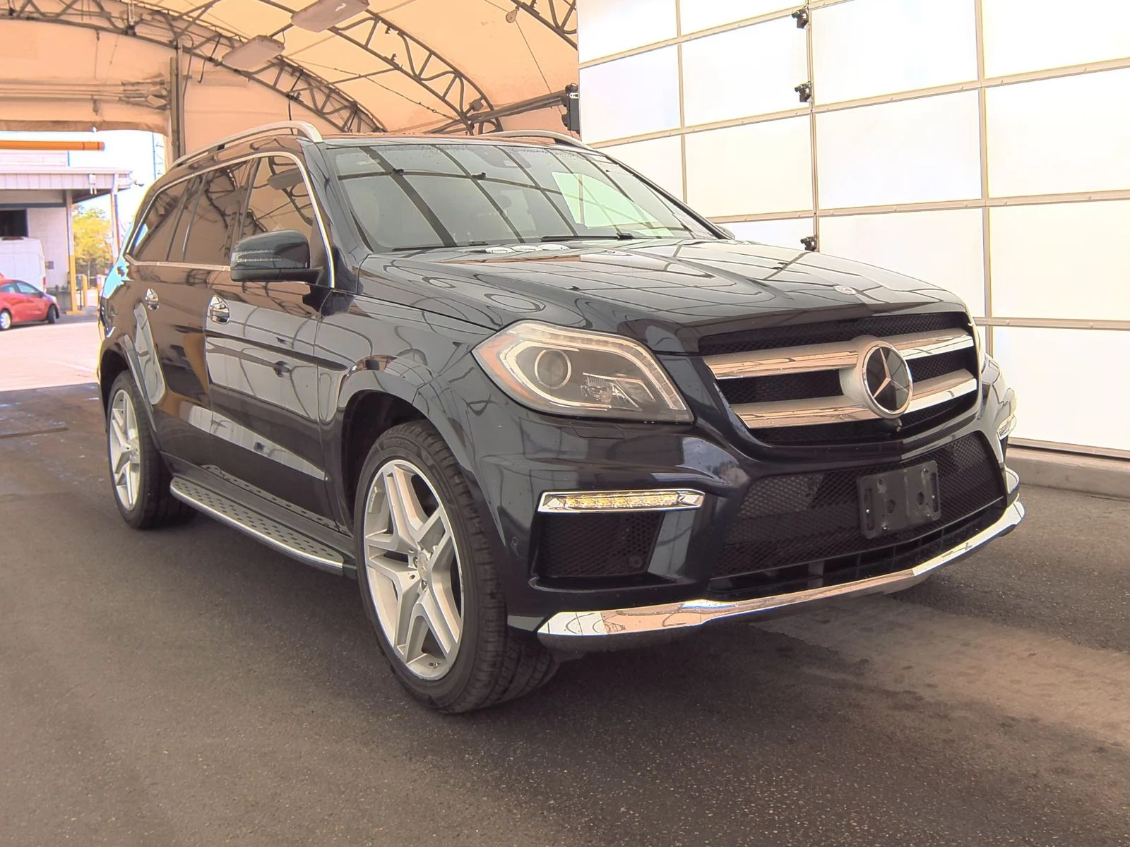 Mercedes-Benz GL 500 AMG* 4MATIC* Обдух* Harman/Kardon* 360* Масаж*  - изображение 3