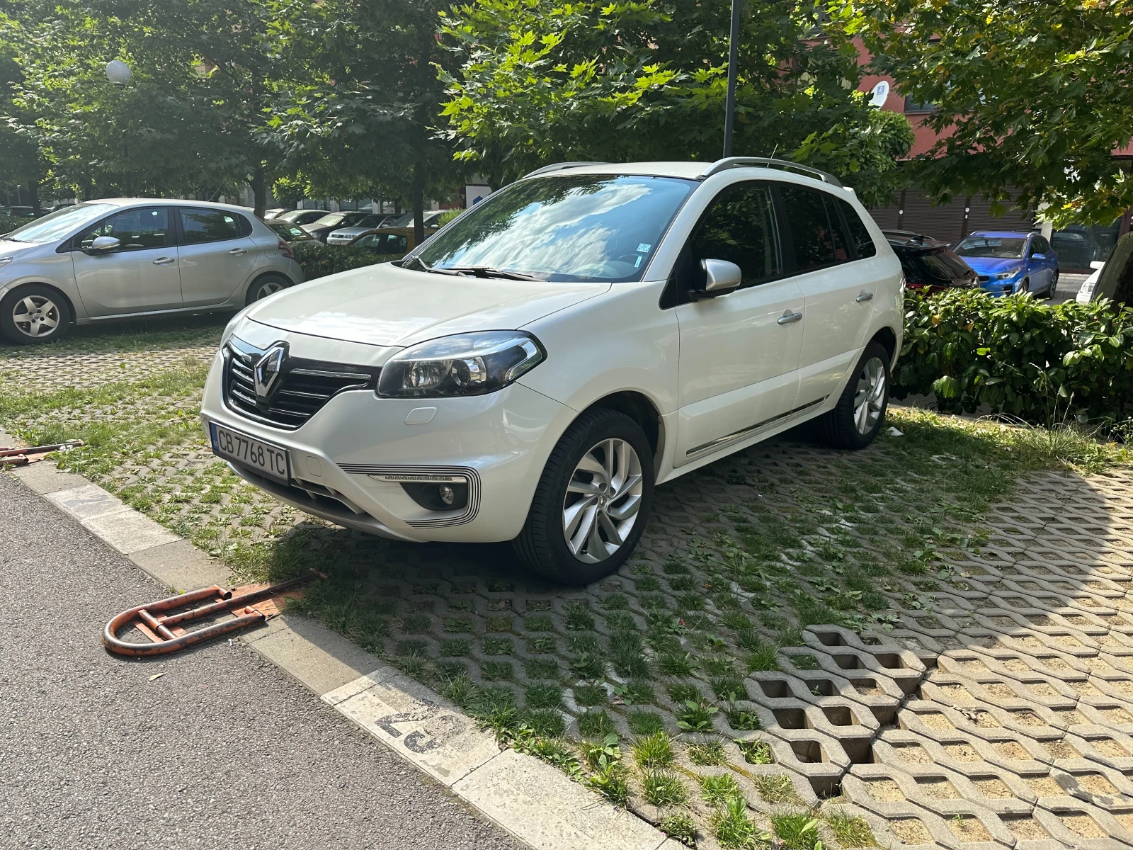 Renault Koleos 2, 0 DCI, снимка 2 - Автомобили и джипове - 53948253