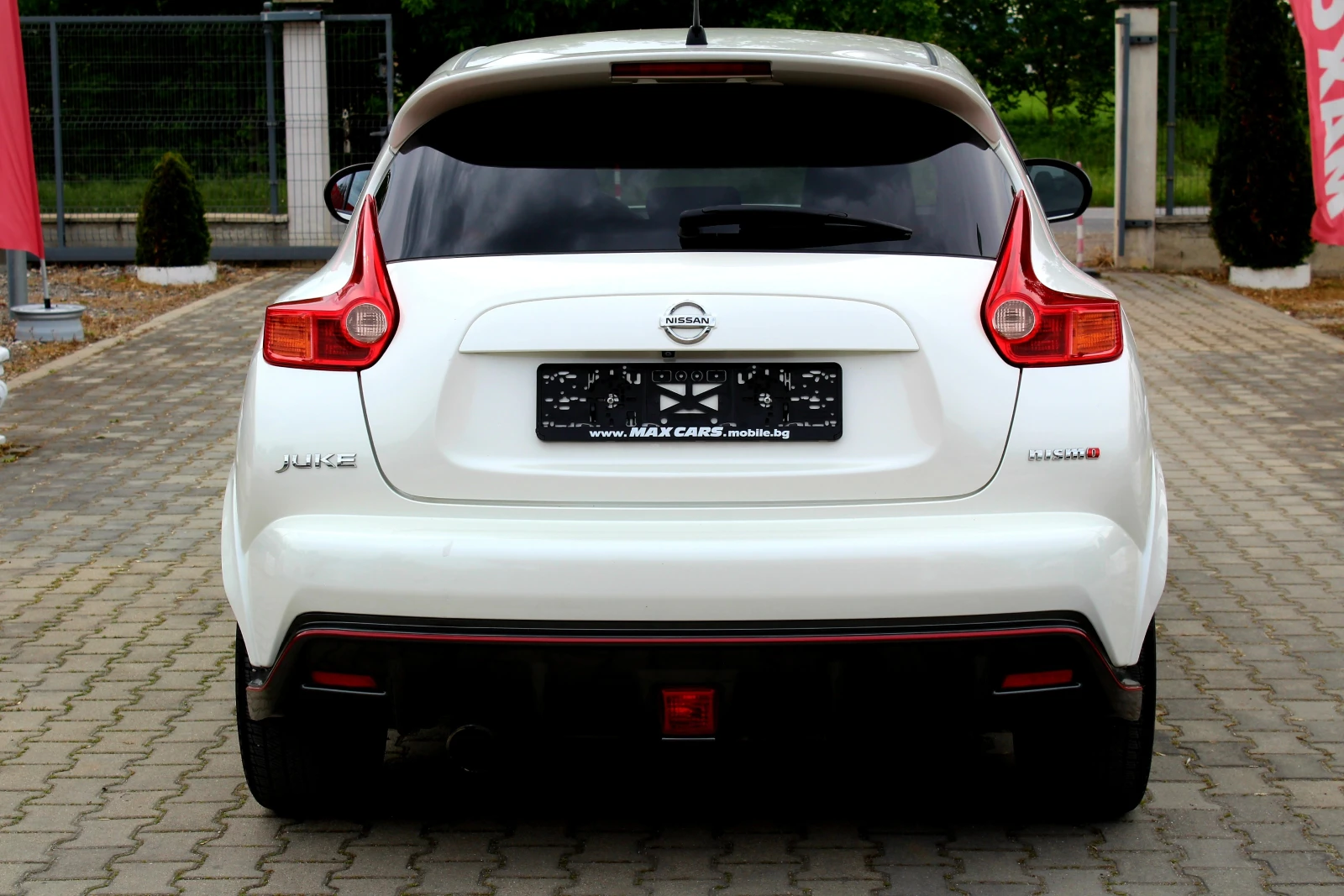 Nissan Juke NISMO 4X4 1.6DIG-T/СОБСТВЕН ЛИЗИНГ, снимка 6 - Автомобили и джипове - 54179327