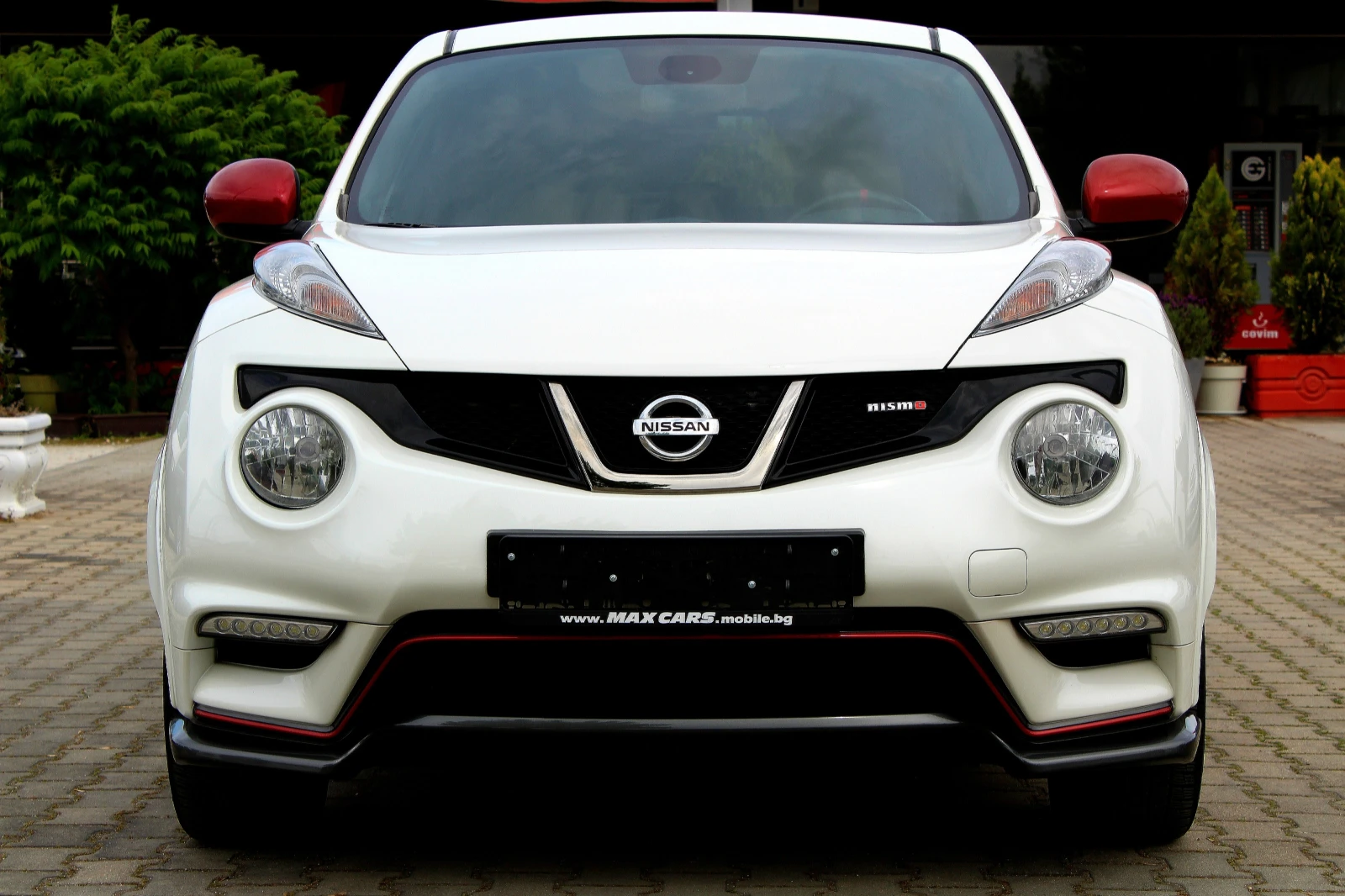 Nissan Juke NISMO 4X4 1.6DIG-T/СОБСТВЕН ЛИЗИНГ, снимка 3 - Автомобили и джипове - 54179327