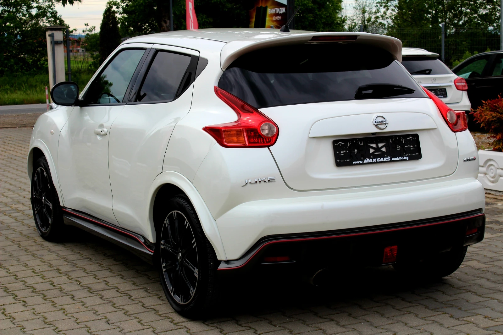 Nissan Juke NISMO 4X4 1.6DIG-T/СОБСТВЕН ЛИЗИНГ, снимка 5 - Автомобили и джипове - 54179327