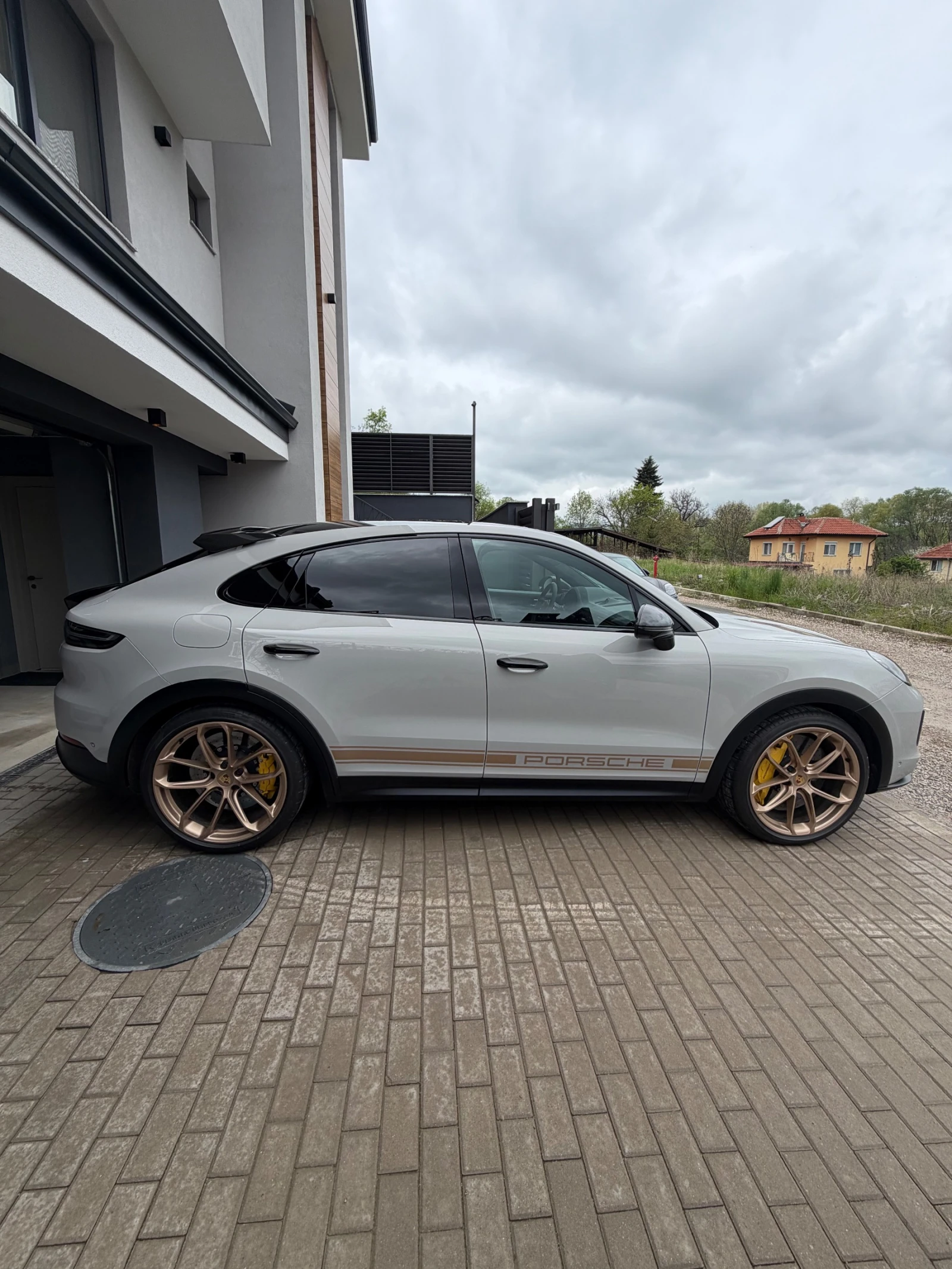 Porsche Cayenne TURBO GT, снимка 4 - Автомобили и джипове - 54482340