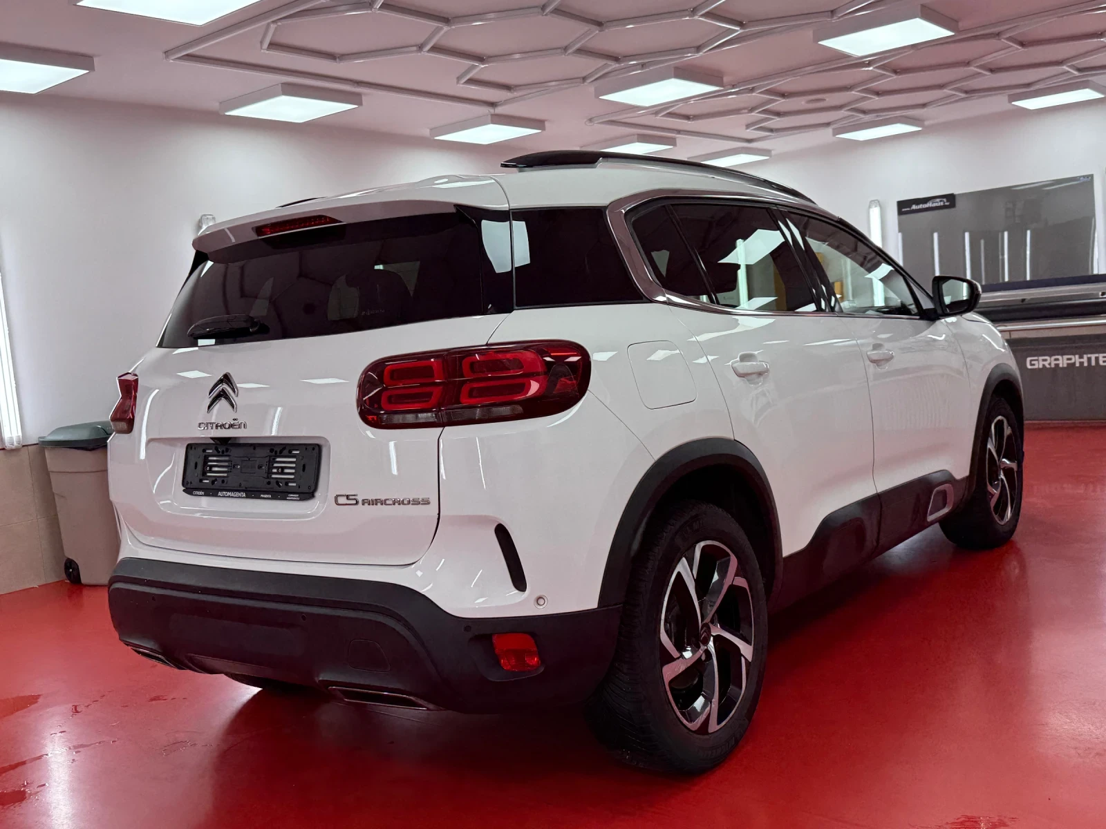 Citroen C5 Aircross 2.0 HDI 177 ПАНОРАМА, ДИСТРОНИК КАМ360, снимка 7 - Автомобили и джипове - 54795876