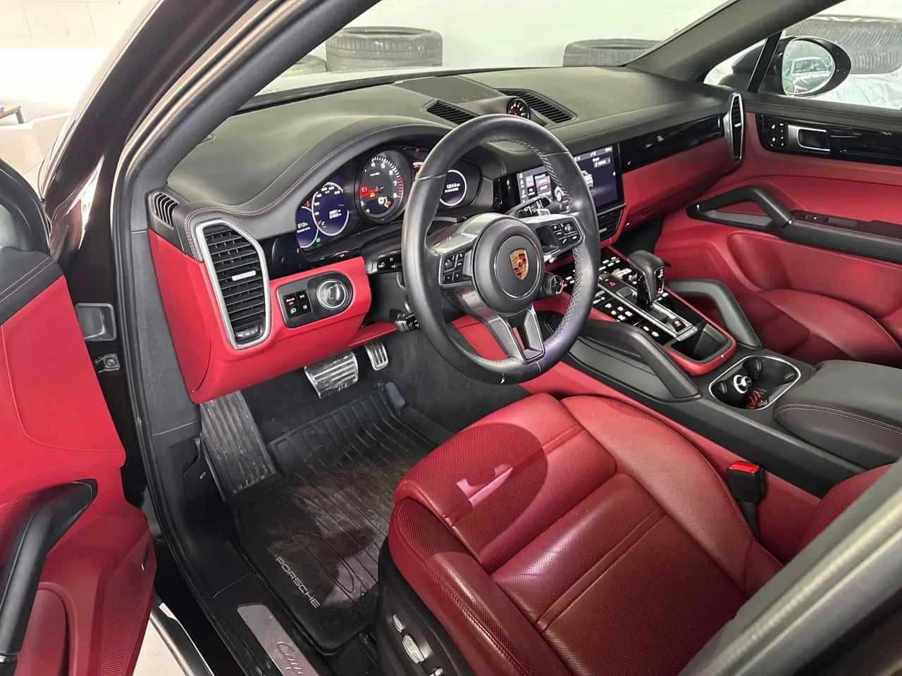 Porsche Cayenne  S / 360 / MATRIX / BOSE / АВТОКРЕДИТ , снимка 5 - Автомобили и джипове - 54961148