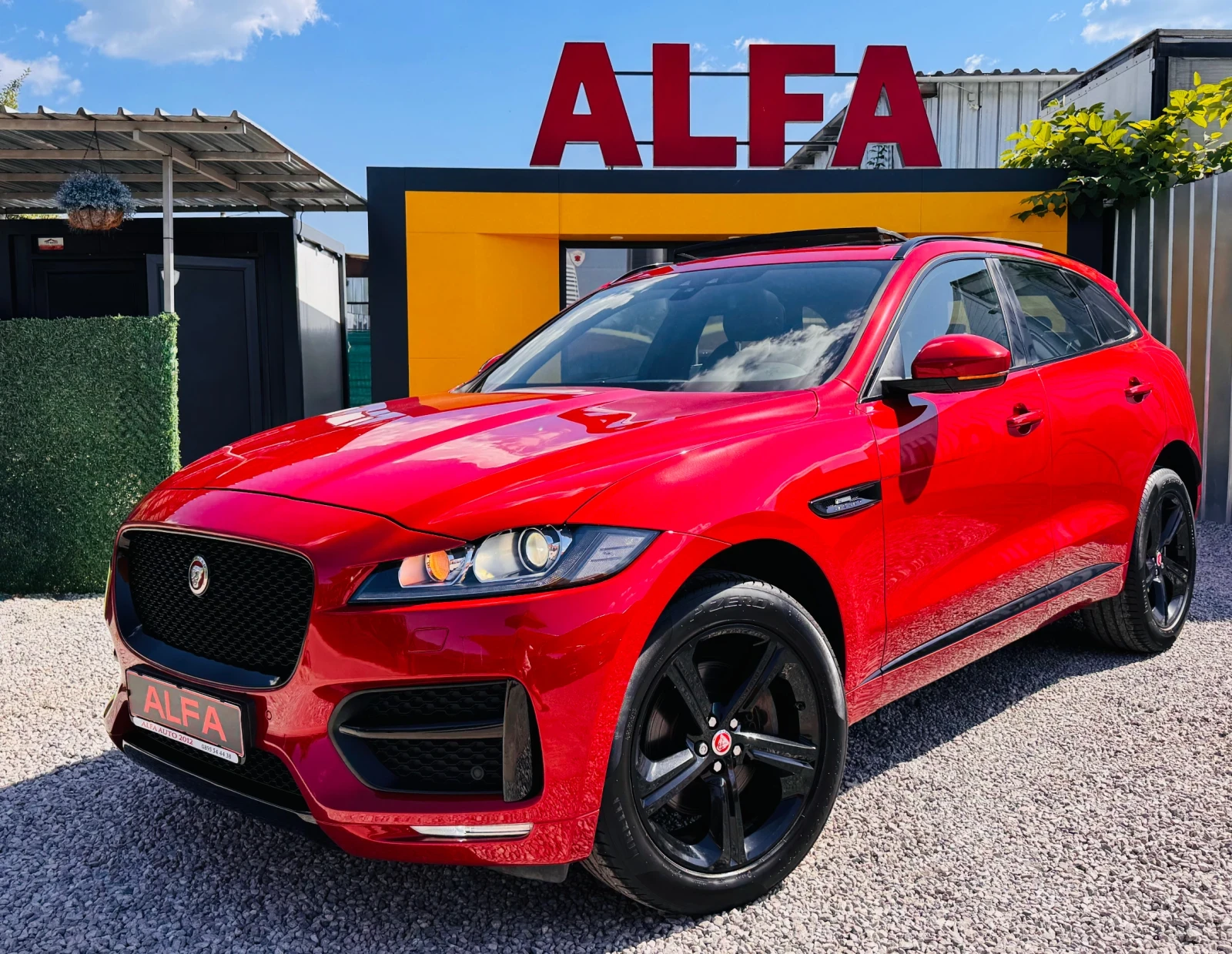 Jaguar F-PACE 3.0d/R-LINE/ПОРЪЧКОВ/4х4/НАП.ОБСЛУЖЕНА/ТОП///