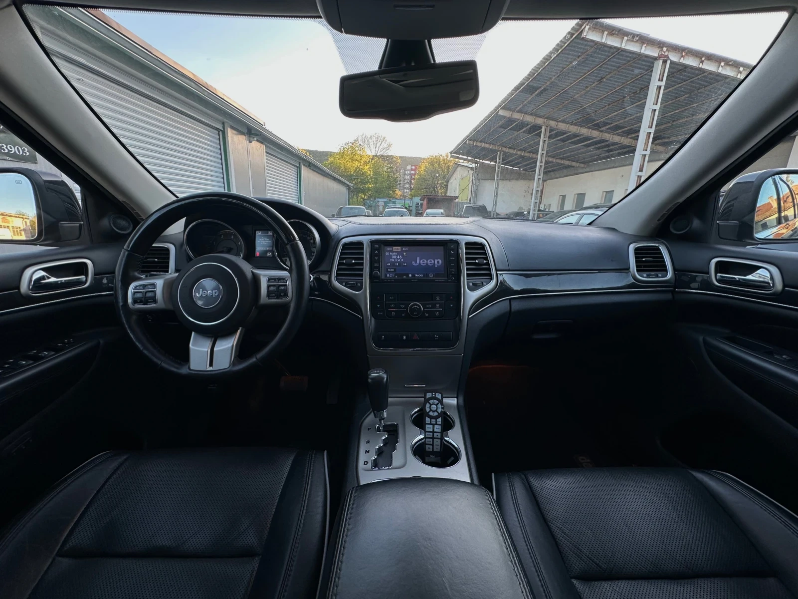 Jeep Grand cherokee 3.0CRD FULL ЕКСТРИ, снимка 8 - Автомобили и джипове - 55163363