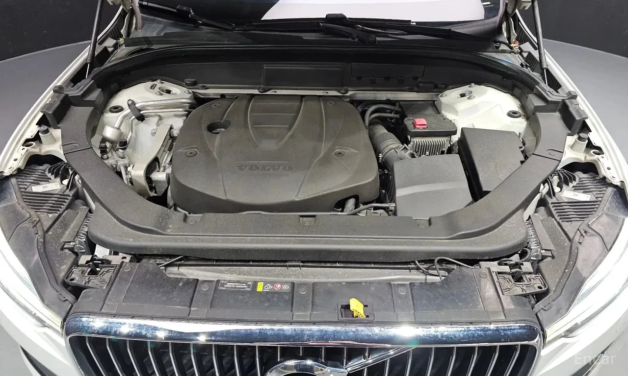 Volvo XC60 * D5 Inscription * ОБДУХВАНЕ * 360* АВТОКРЕДИТ* , снимка 6 - Автомобили и джипове - 56131512