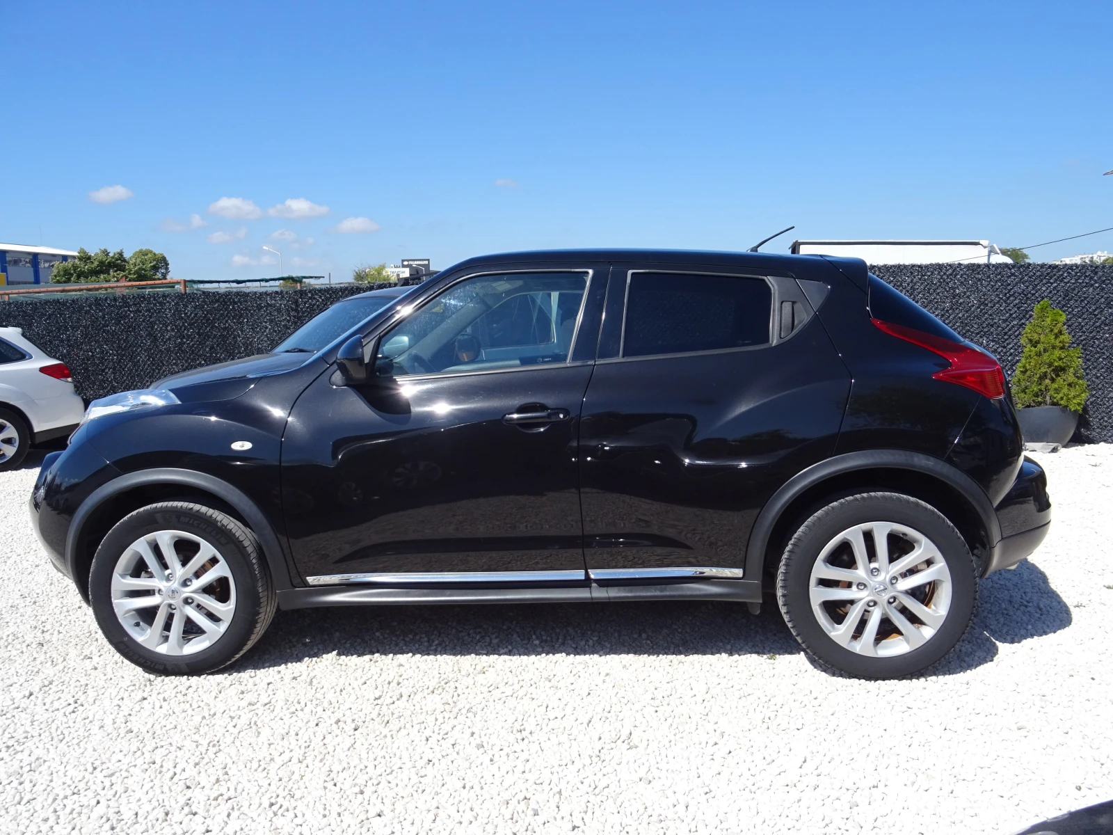 Nissan Juke 1.5DCI , снимка 2 - Автомобили и джипове - 56338005