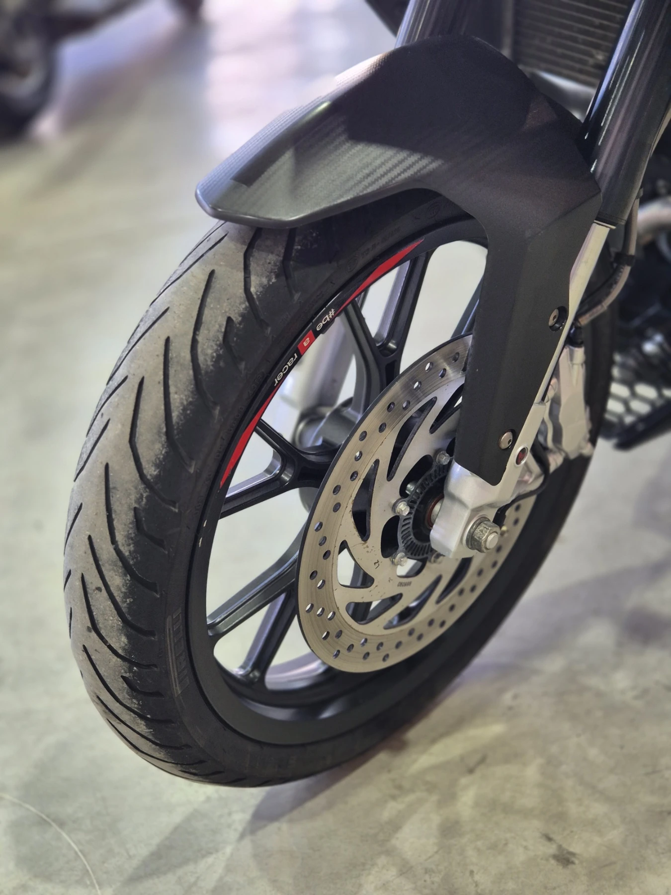 Aprilia Tuono 125 ABS!!! A1 Нов внос!!!, снимка 15 - Мотоциклети и мототехника - 54960185